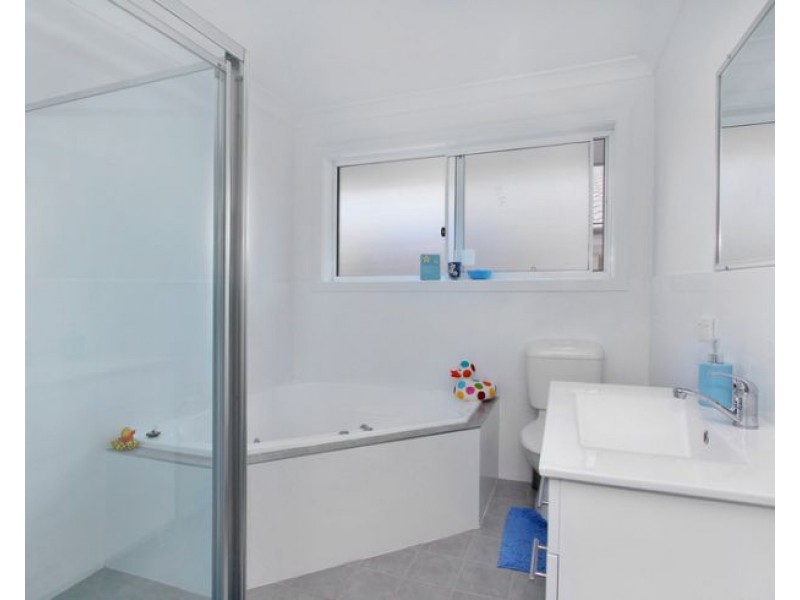 22 Albion Close, Armidale NSW 2350