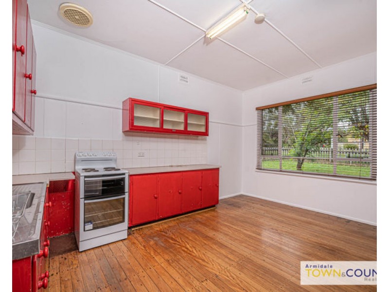 94 Newton Street, Armidale NSW 2350