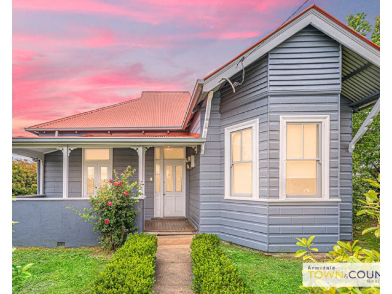 101 Taylor Street, Armidale NSW 2350