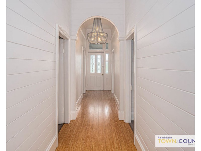 101 Taylor Street, Armidale NSW 2350