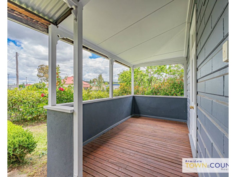 101 Taylor Street, Armidale NSW 2350