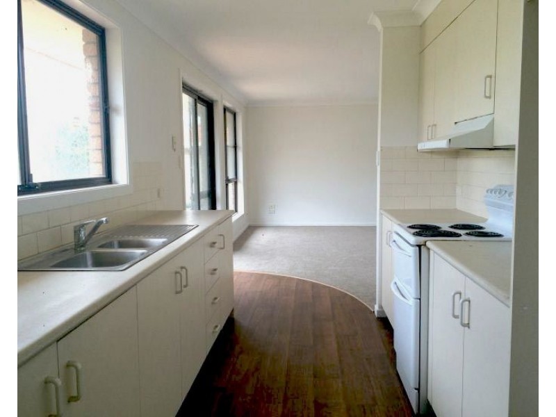 2a Fiona Place, Armidale NSW 2350