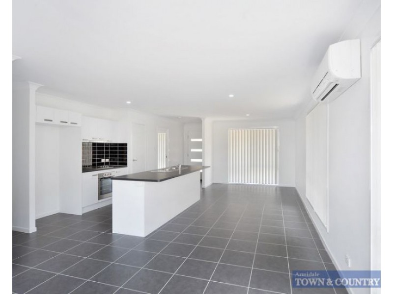 14 Grandview Crescent, Armidale NSW 2350