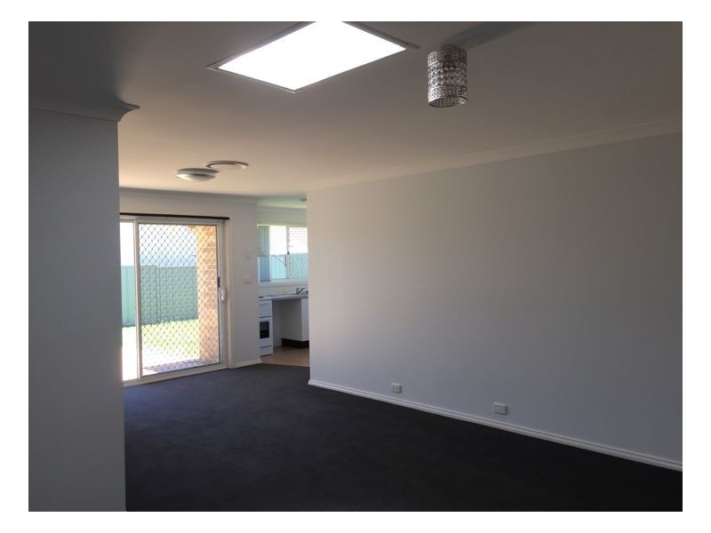 13B Grills Place, Armidale NSW 2350