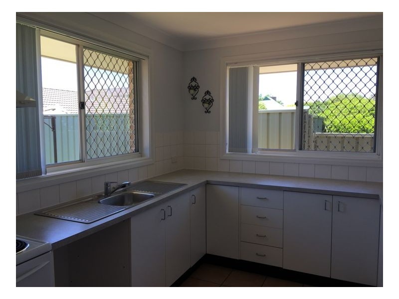 13B Grills Place, Armidale NSW 2350