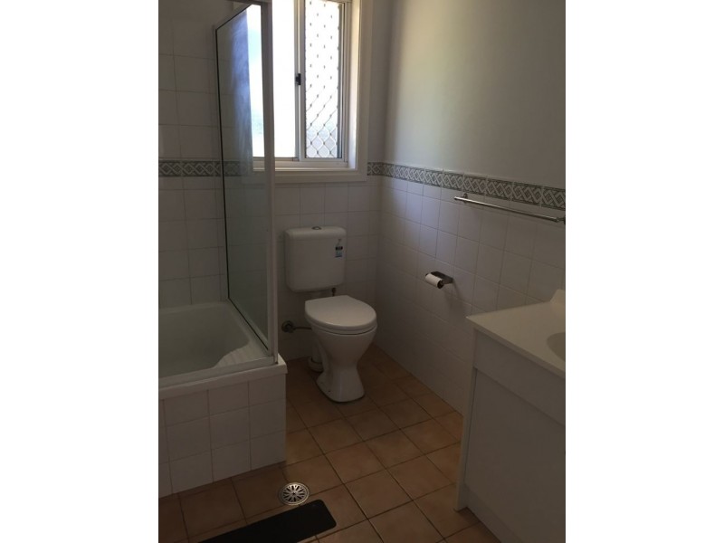 13B Grills Place, Armidale NSW 2350