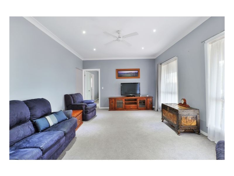 63 Macleay Way, Armidale NSW 2350