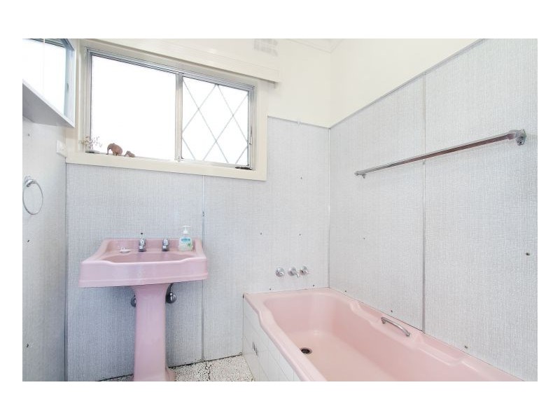 3 Roslyn Avenue, Armidale NSW 2350