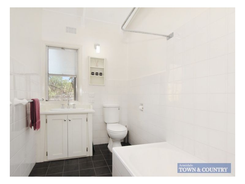 27 Jessie Street, Armidale NSW 2350