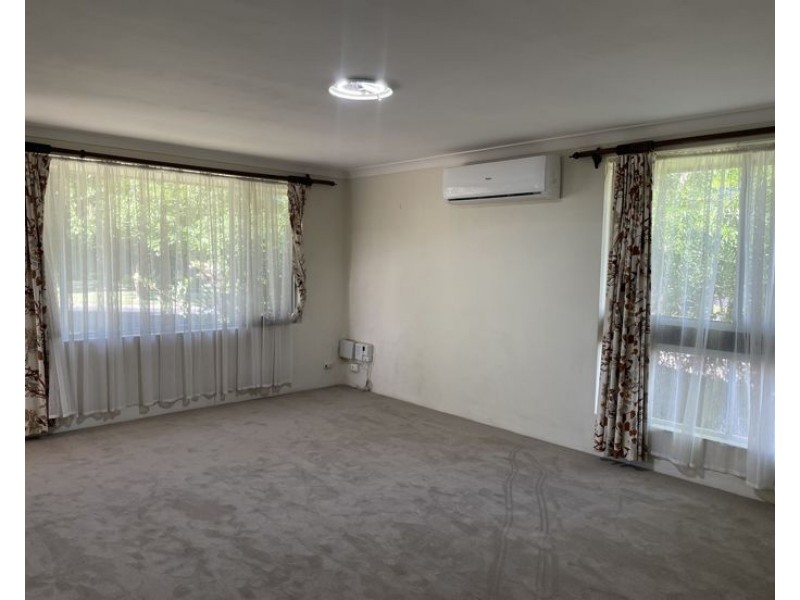 2/1 Kathleen Crescent, Armidale NSW 2350