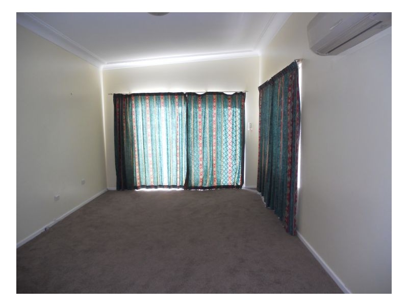 2/1 Johnson avenue, Armidale NSW 2350