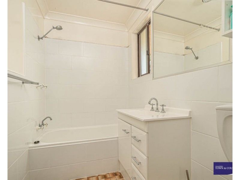 2/185 Faulkner Street, Armidale NSW 2350