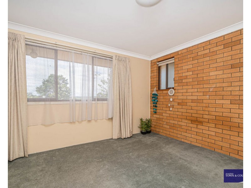 2/185 Faulkner Street, Armidale NSW 2350