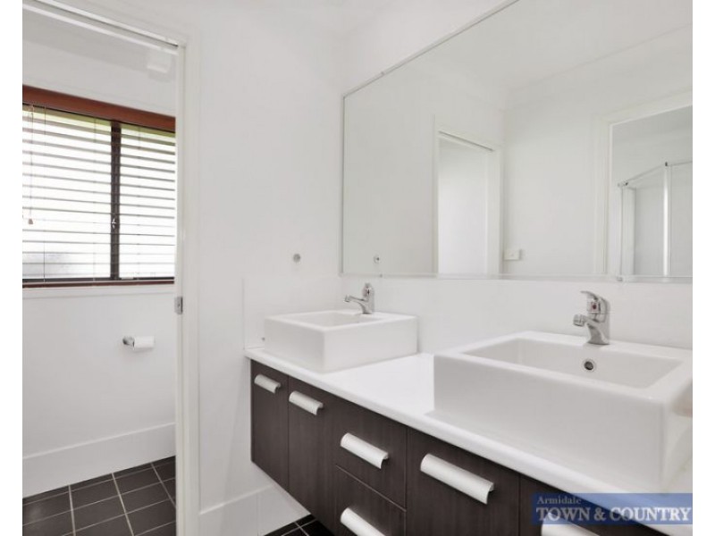 14 Mason Crescent, Armidale NSW 2350