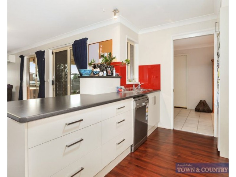 27 Eleanor Close, Armidale NSW 2350