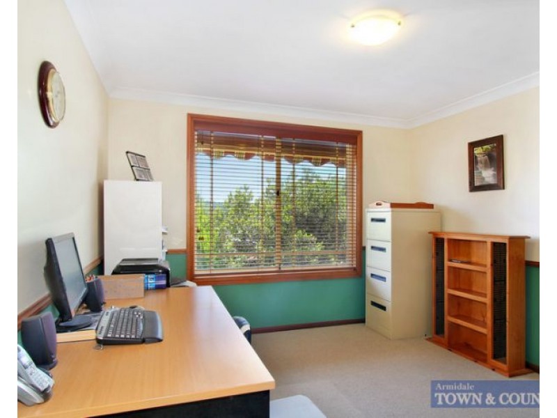 15 Williams Place, Armidale NSW 2350