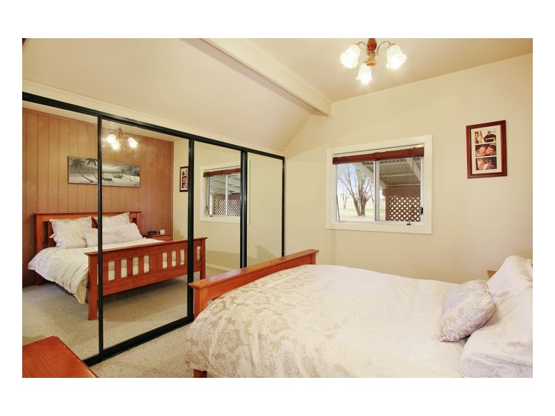 854 Boorolong Road, Armidale NSW 2350