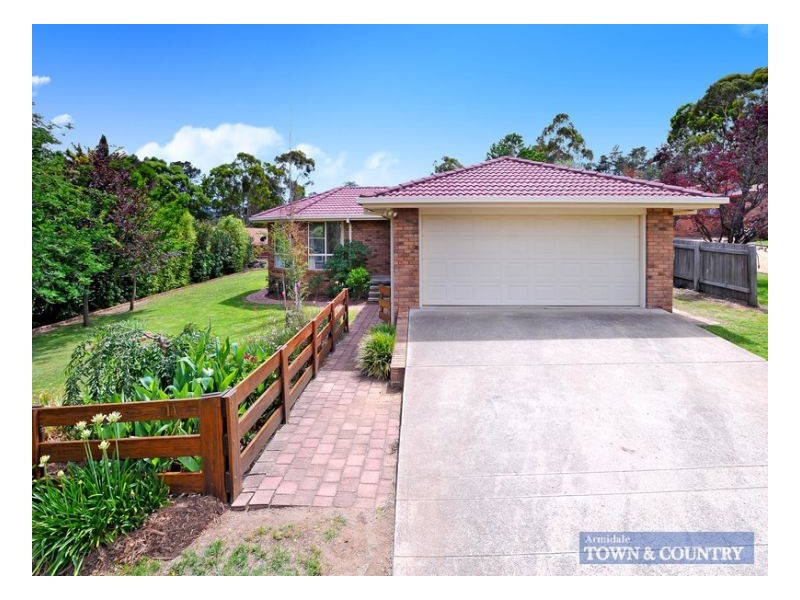 1a Belinda Place, Armidale NSW 2350