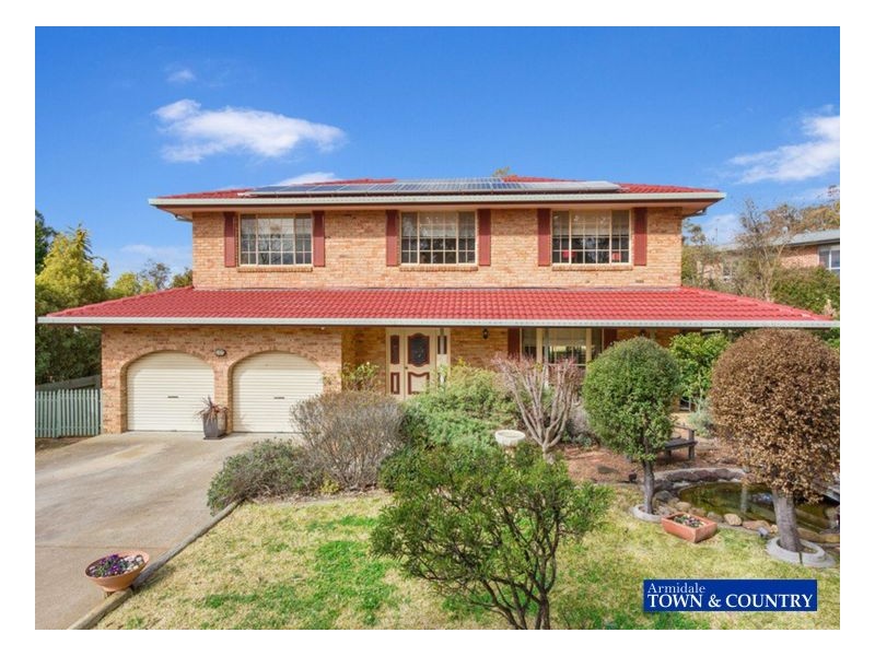 17 The Boulevarde, Armidale NSW 2350