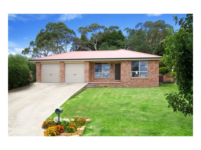 1 Amber Close, Armidale NSW 2350