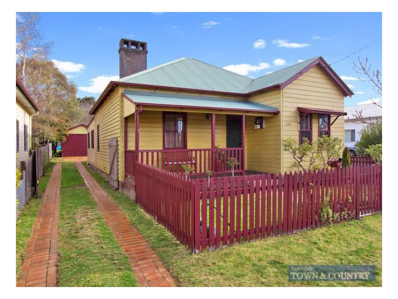 234 Dumaresq Street, Armidale NSW 2350
