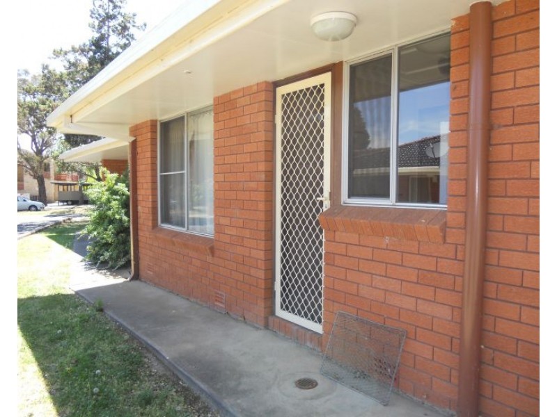 3/3 Bellevue Road, Armidale NSW 2350