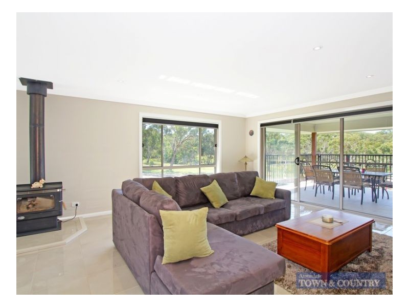 7 Schaefer Drive, Armidale NSW 2350