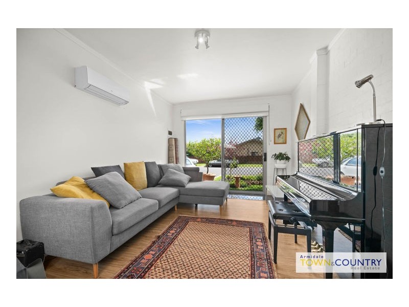2 Cynthia Crescent, Armidale NSW 2350