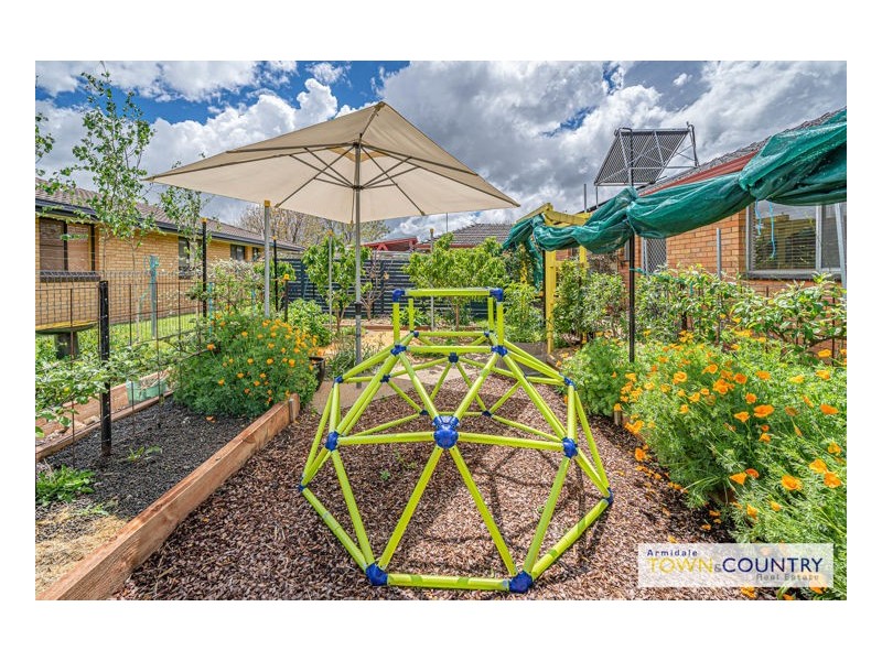 2 Cynthia Crescent, Armidale NSW 2350