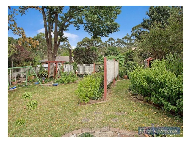 6 Mayfield Avenue, Armidale NSW 2350