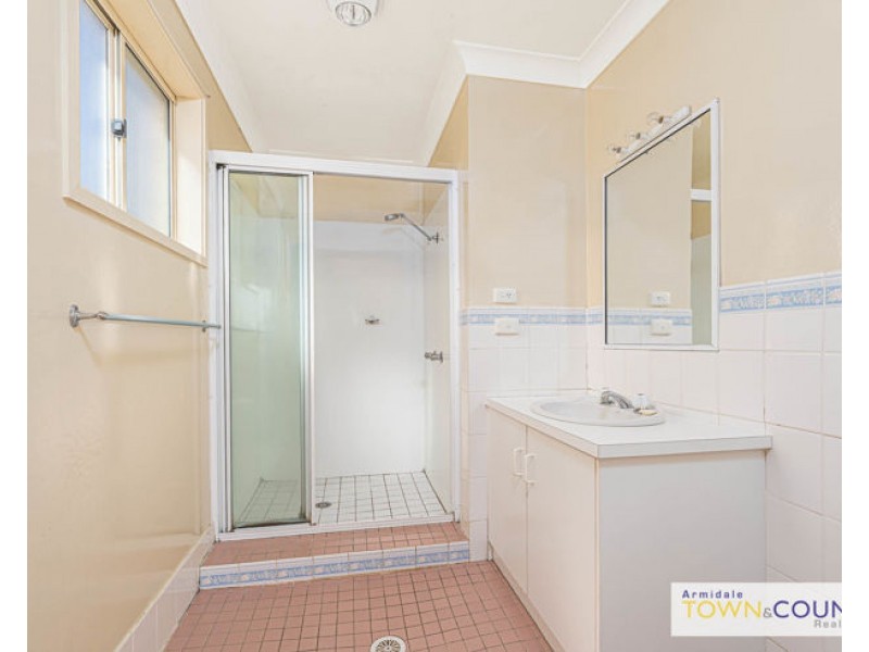 3 Nathaniel Pidgeon Drive, Armidale NSW 2350