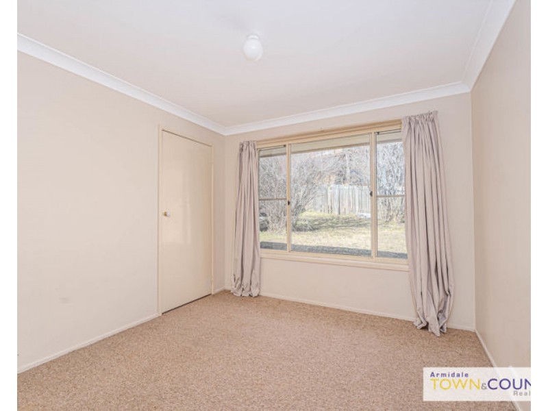 3 Nathaniel Pidgeon Drive, Armidale NSW 2350