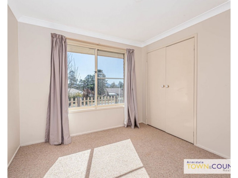 3 Nathaniel Pidgeon Drive, Armidale NSW 2350