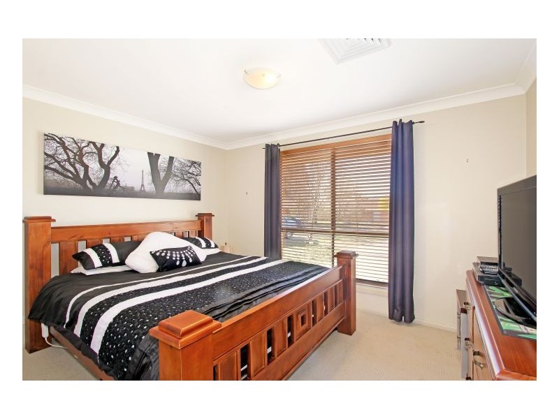 8 Braebank Avenue, Armidale NSW 2350