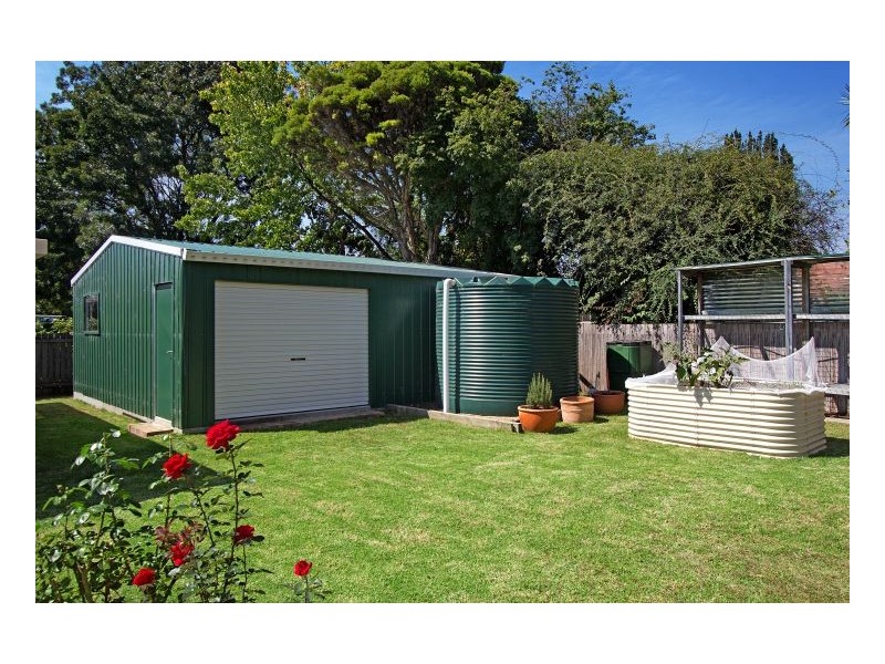 8 Braebank Avenue, Armidale NSW 2350