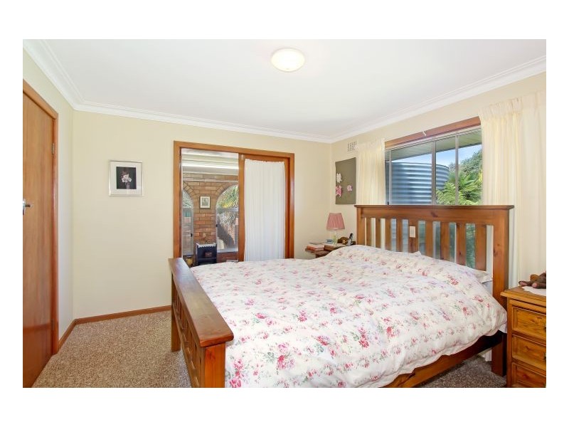 8 Lackey Street, Guyra NSW 2365