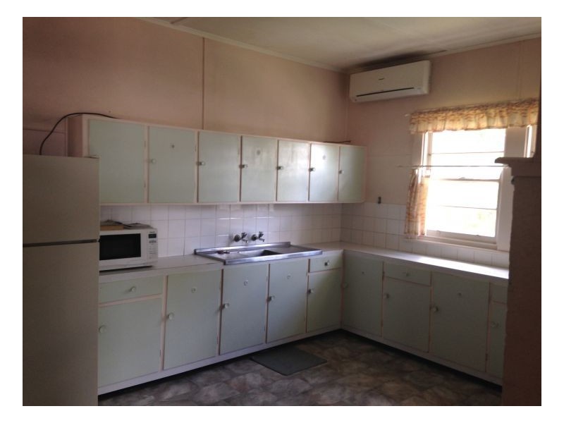 71 Taylor Street, Armidale NSW 2350