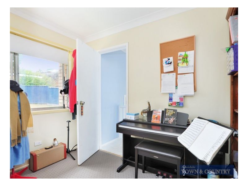 31 Glass St, Armidale NSW 2350