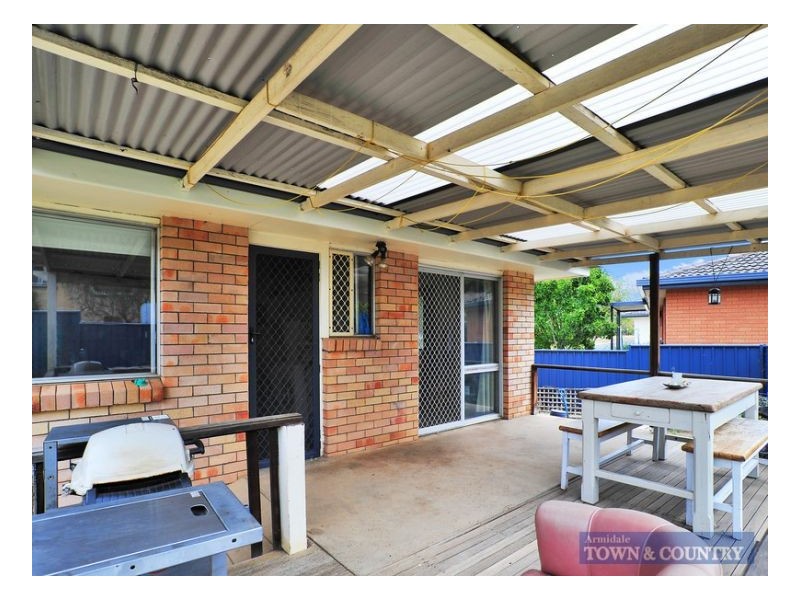 31 Glass St, Armidale NSW 2350