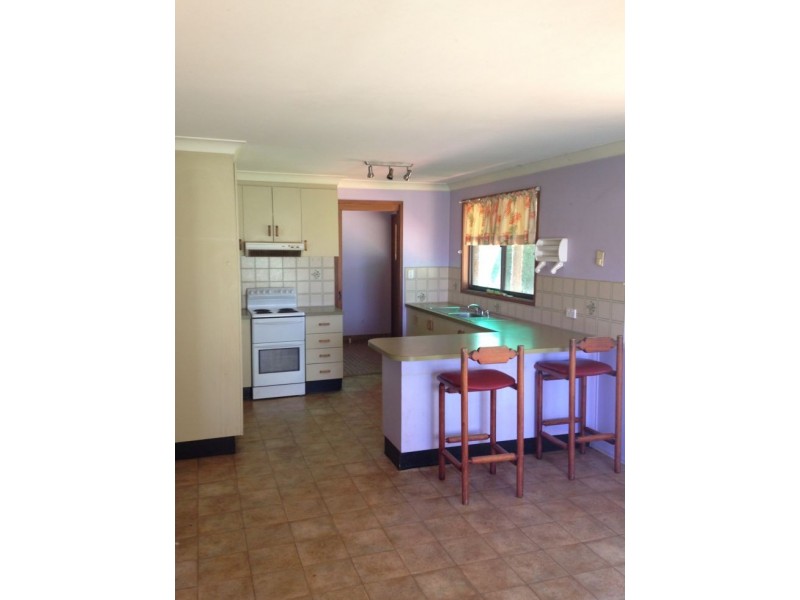 7 Sarah Place, Armidale NSW 2350