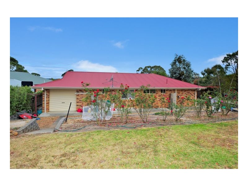 16 Erin Court, Armidale NSW 2350