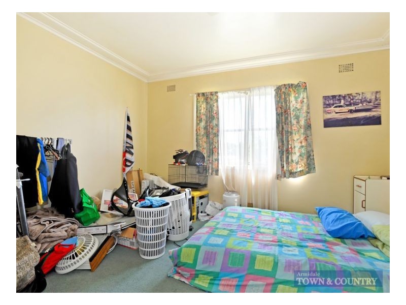 2 Holmes Avenue, Armidale NSW 2350