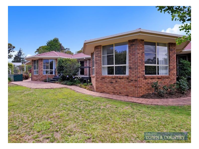 1a Belinda Place, Armidale NSW 2350