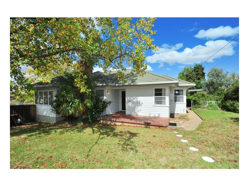 108 Jeffrey Street, Armidale NSW 2350