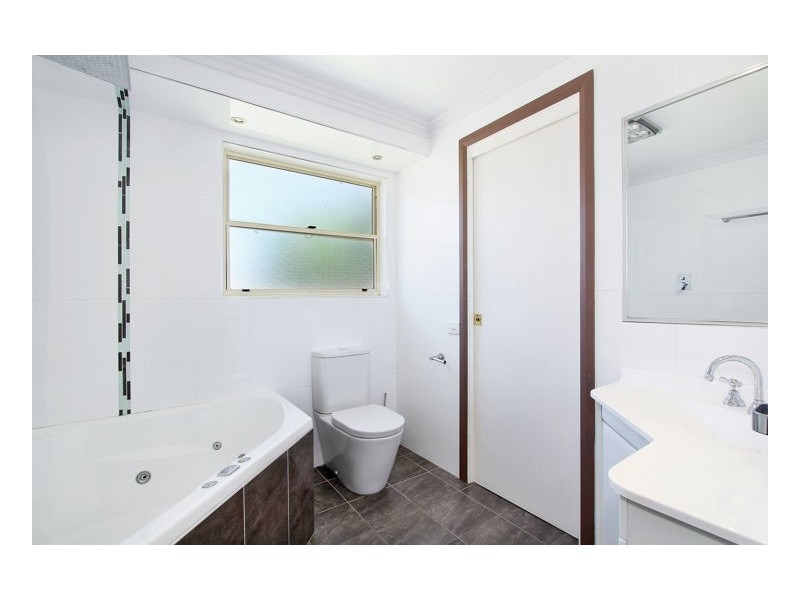 7B Glendower Close, Armidale NSW 2350