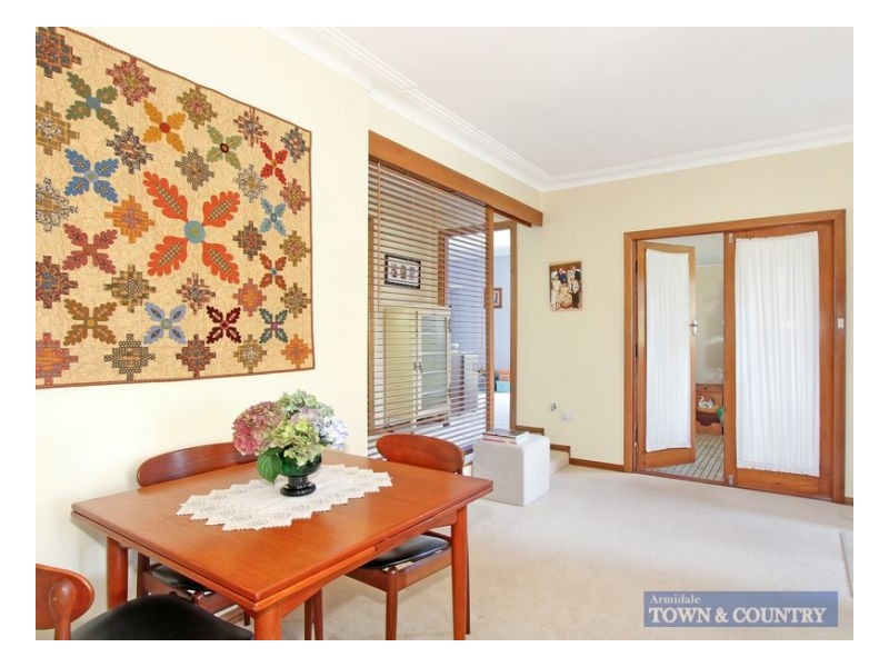 8 Lackey Street, Guyra NSW 2365