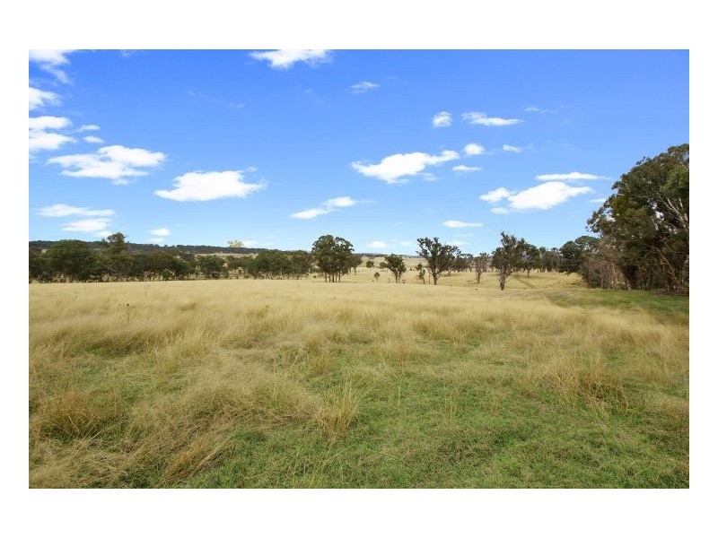 107 Gara Road, Armidale NSW 2350