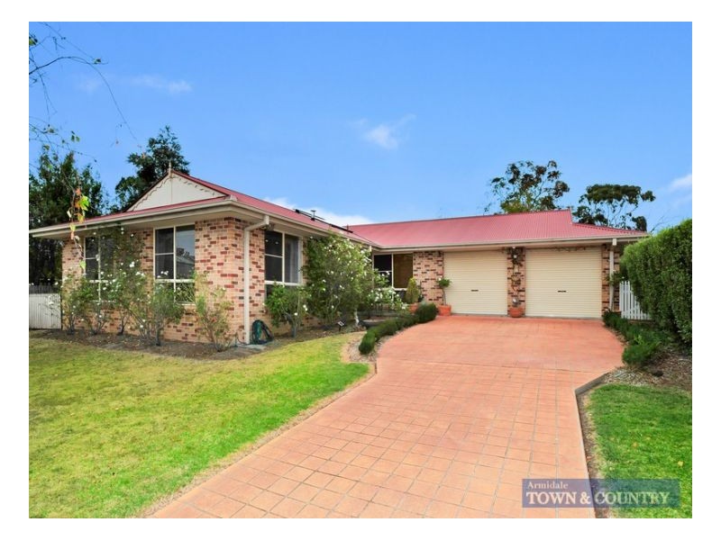 16 Erin Court, Armidale NSW 2350