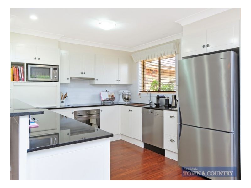 16 Erin Court, Armidale NSW 2350