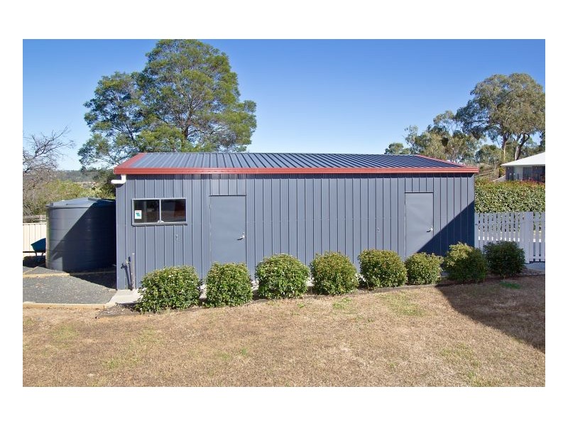 20 Amber Close, Armidale NSW 2350